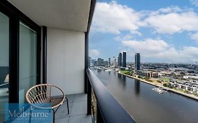 Melbourne Private Apartments - Collins Wharf Waterfront, Docklands